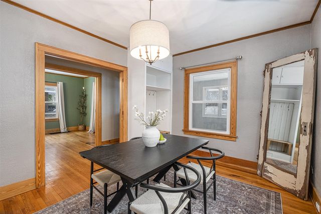 720 Giddings Avenue, Grand Rapids, MI 49506