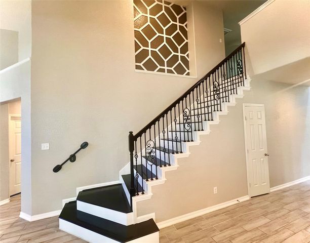 21018 Oakley Hill Court, Richmond, TX 77406