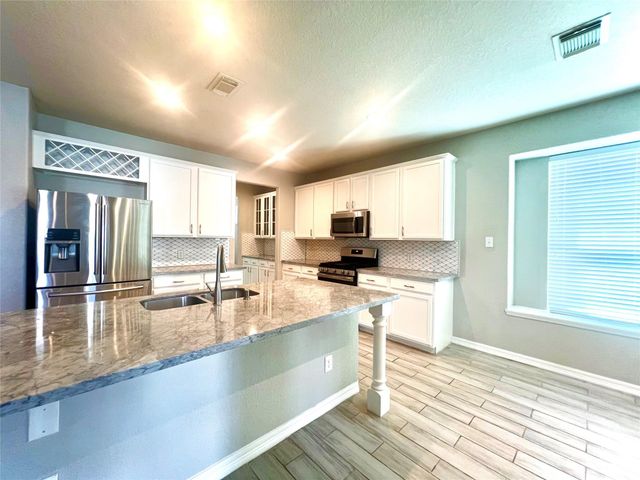 21018 Oakley Hill Court, Richmond, TX 77406