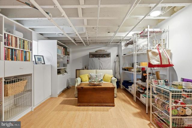 39 E ABINGTON AVE, Philadelphia, PA 19118