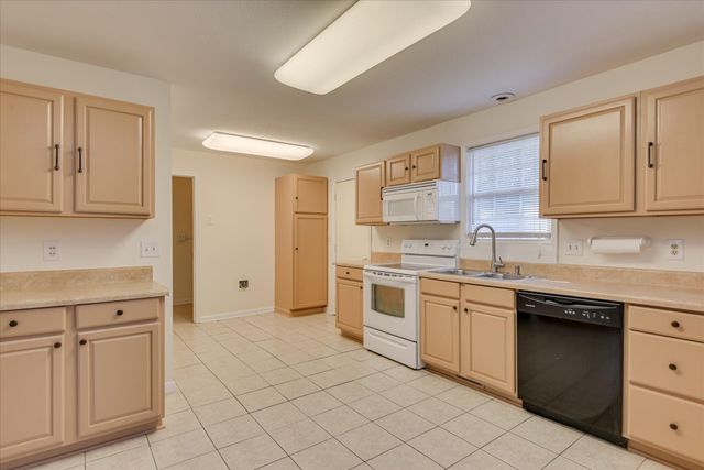 618 W Woodlawn Avenue, North Augusta, SC 29841