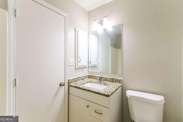 8605 Collins Drive, Jonesboro, GA 30236