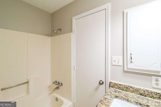 8605 Collins Drive, Jonesboro, GA 30236