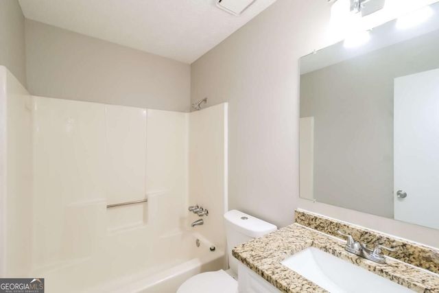 8605 Collins Drive, Jonesboro, GA 30236