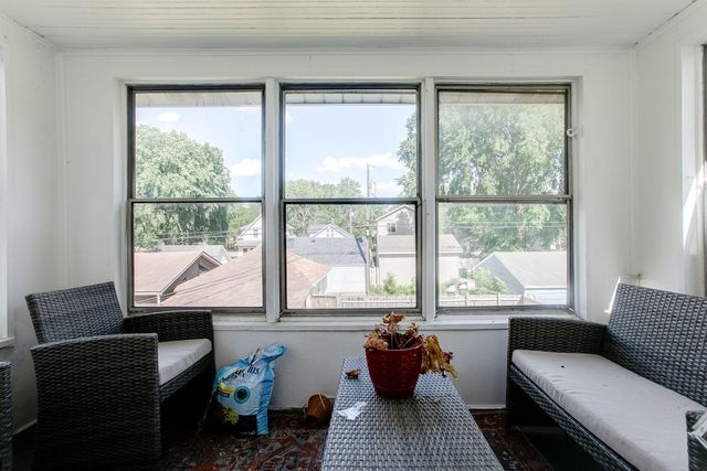 3305 32nd Avenue S, Minneapolis, MN 55406