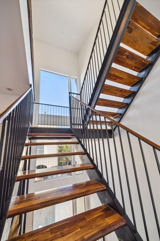 908 Hutchins Street, Houston, TX 77003