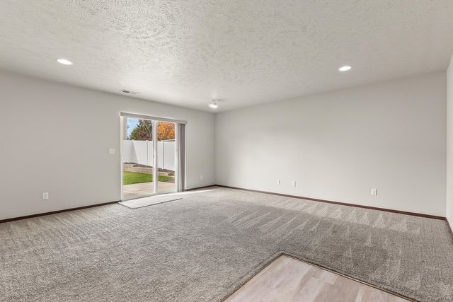 521 N Calvin Ln, Spokane Valley, WA 99216