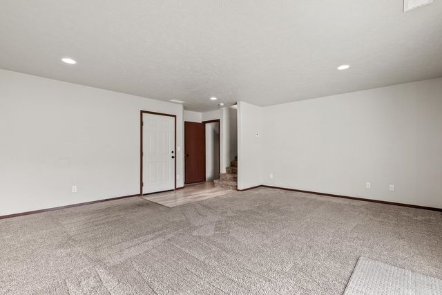 521 N Calvin Ln, Spokane Valley, WA 99216