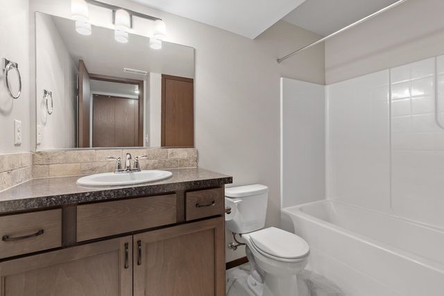 521 N Calvin Ln, Spokane Valley, WA 99216