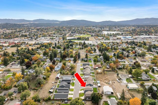521 N Calvin Ln, Spokane Valley, WA 99216