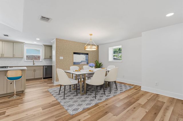 10711 Ella Lee Lane, Houston, TX 77042