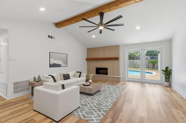 10711 Ella Lee Lane, Houston, TX 77042