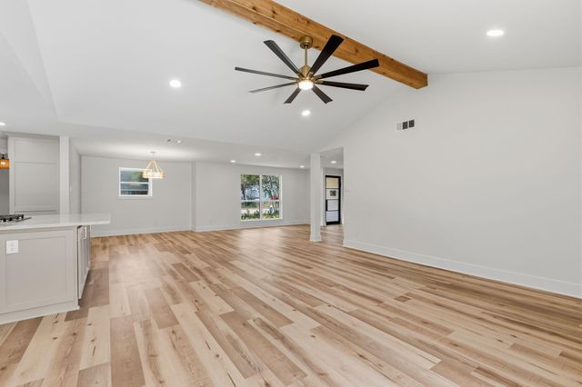 10711 Ella Lee Lane, Houston, TX 77042