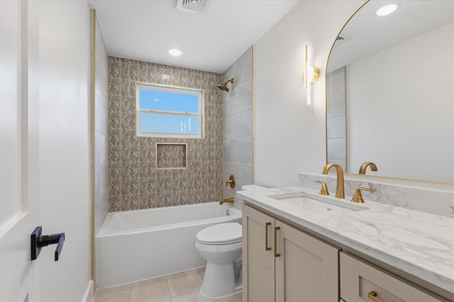 10711 Ella Lee Lane, Houston, TX 77042