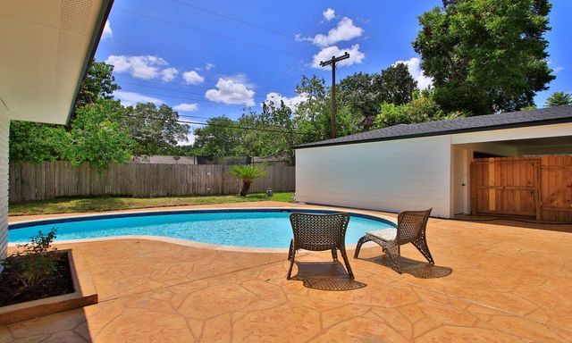 10711 Ella Lee Lane, Houston, TX 77042