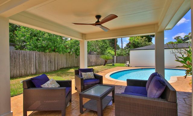 10711 Ella Lee Lane, Houston, TX 77042