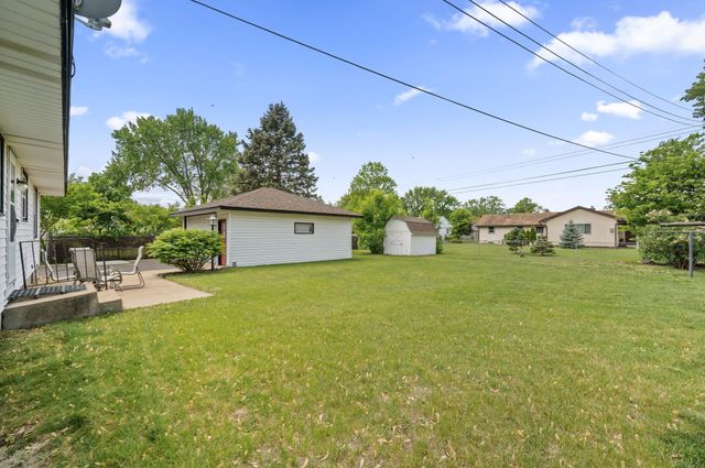 9457 Saratoga Lane N, Maple Grove, MN 55369