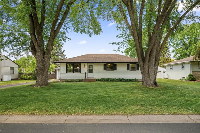 9457 Saratoga Lane N, Maple Grove, MN 55369