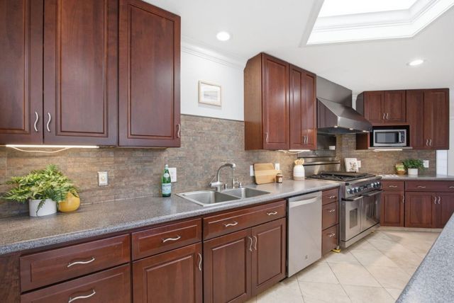 1402 Alpine Avenue, Santa Clara, CA 95051