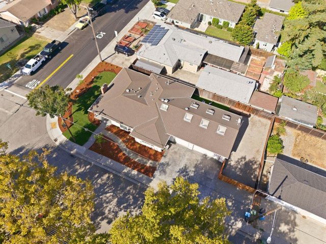 1402 Alpine Avenue, Santa Clara, CA 95051