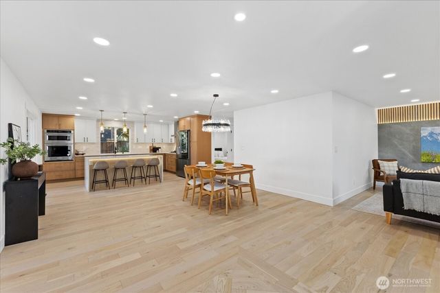 10210 163rd Avenue NE, Redmond, WA 98052