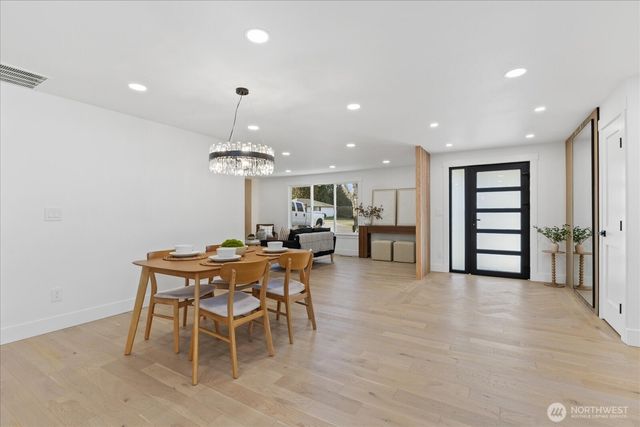 10210 163rd Avenue NE, Redmond, WA 98052