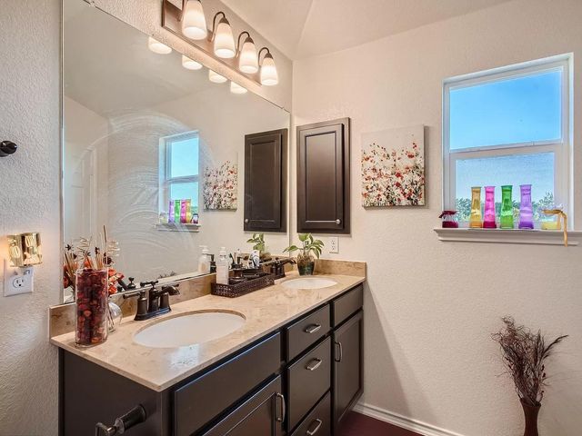 2471 Sunrise RD 64, Round Rock, TX 78664