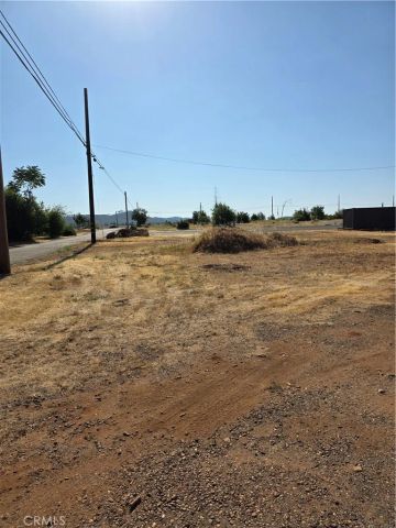 1906 Feather River, Paradise, CA 95969