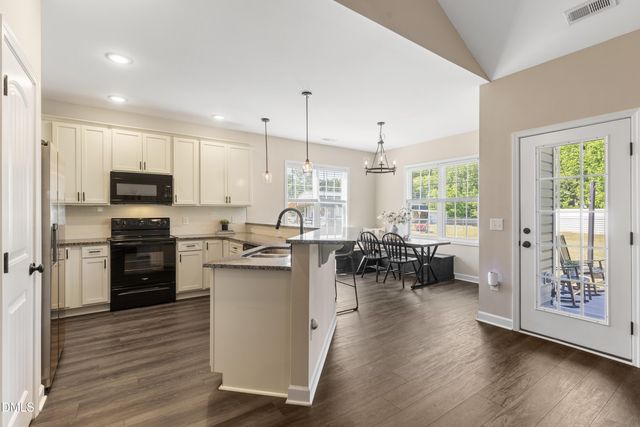 2430 Bay Valley Road, Kenly, NC 27542
