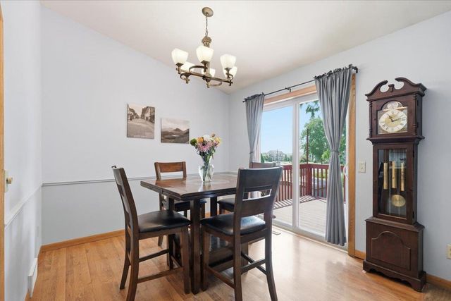 699 Robin Drive, Sun Prairie, WI 53590