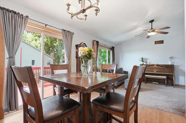 699 Robin Drive, Sun Prairie, WI 53590
