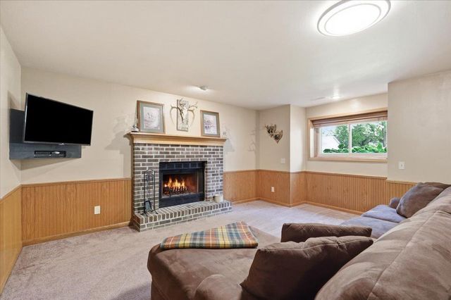 699 Robin Drive, Sun Prairie, WI 53590