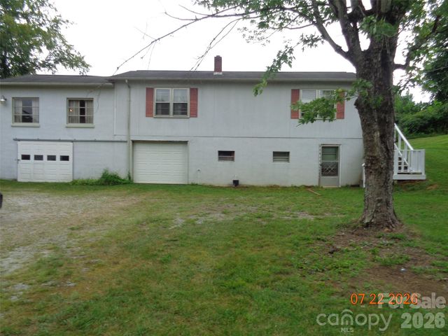 3181 & 3177 Morganton Boulevard SW, Lenoir, NC 28645