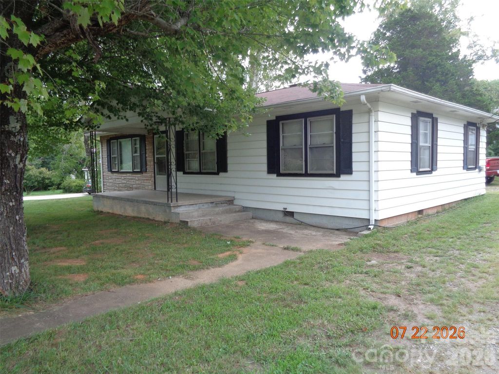 3181 & 3177 Morganton Boulevard SW, Lenoir, NC 28645