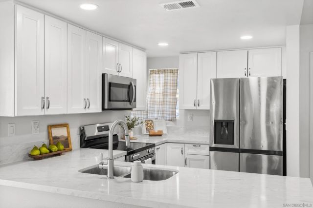 8941 Arlingdale Way, Spring Valley, CA 91977