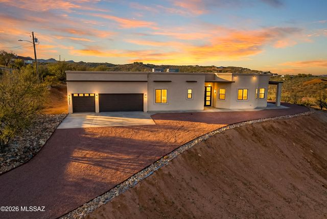 1221 Circulo Yerba Buena, Rio Rico, AZ 85648