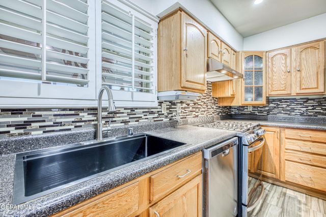 2029 MERMAID Drive, El Paso, TX 79936