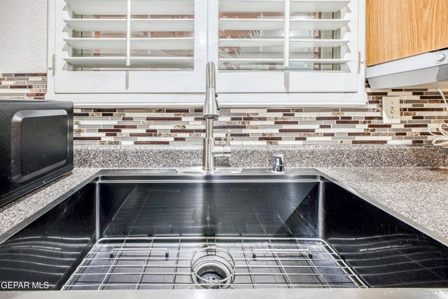 2029 MERMAID Drive, El Paso, TX 79936