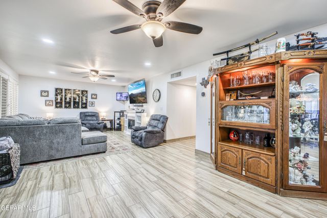 2029 MERMAID Drive, El Paso, TX 79936