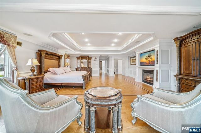 2 Euclid Road, Fort Lee, NJ 07024