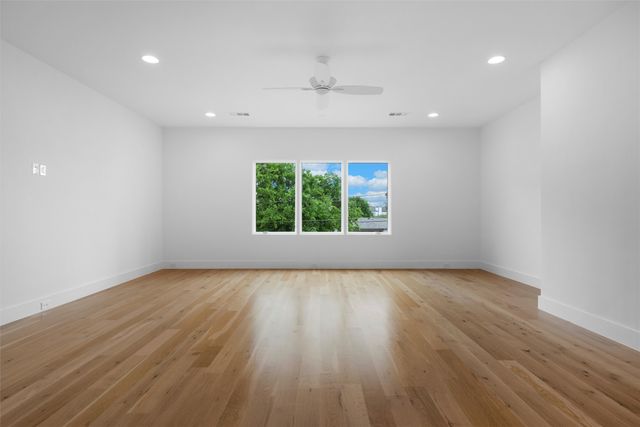 5015 Wenonah Drive, Dallas, TX 75209