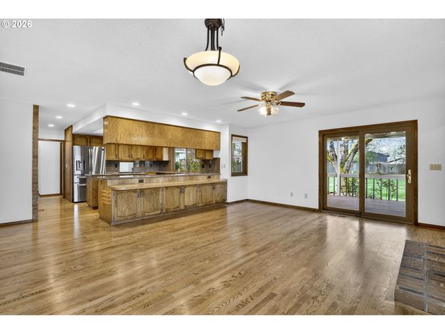 14067 Se EKLUND Ave, Boring, OR 97009