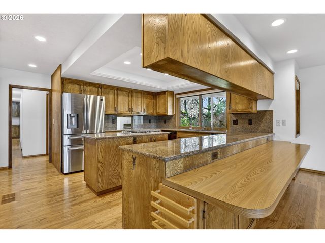 14067 Se EKLUND Ave, Boring, OR 97009