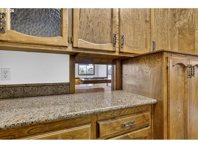 14067 Se EKLUND Ave, Boring, OR 97009