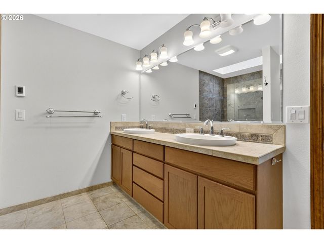 14067 Se EKLUND Ave, Boring, OR 97009