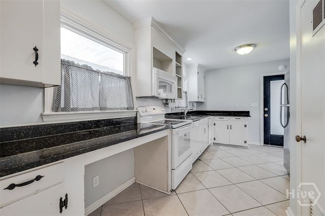 626 Mclaws Street, Savannah, GA 31405