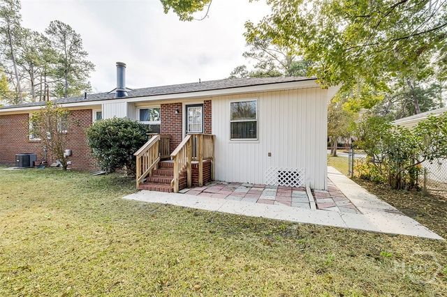 626 Mclaws Street, Savannah, GA 31405