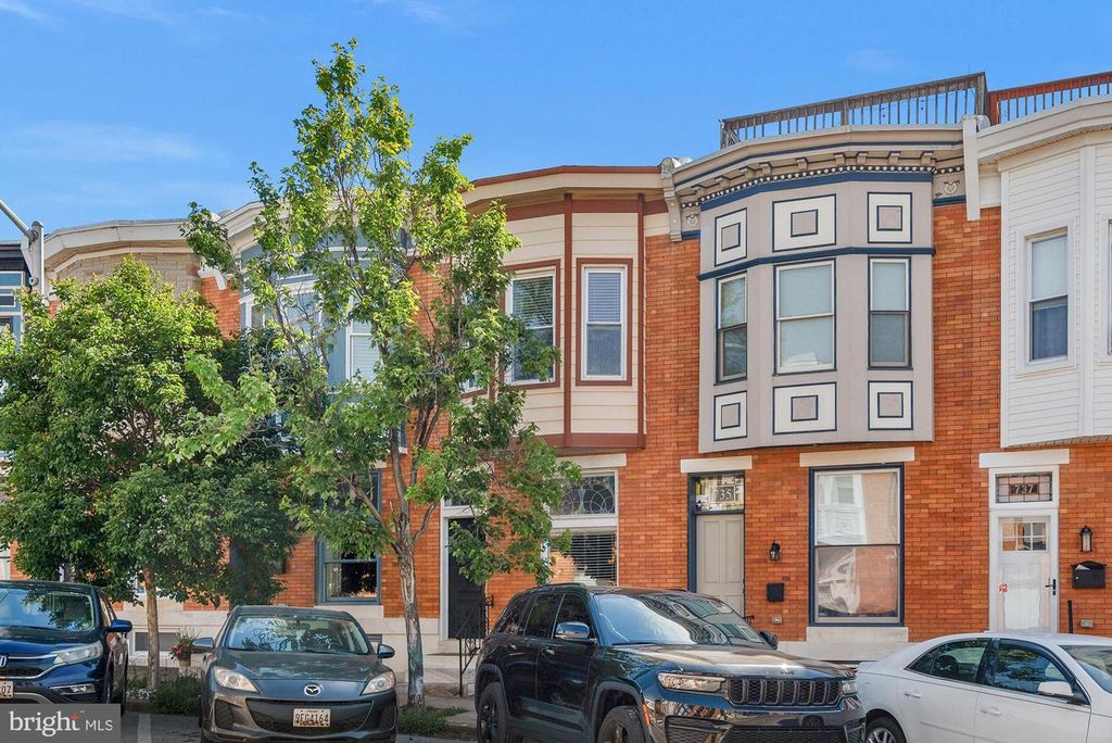 Image 2 of property listing at 733 S POTOMAC ST, Baltimore, MD 21224