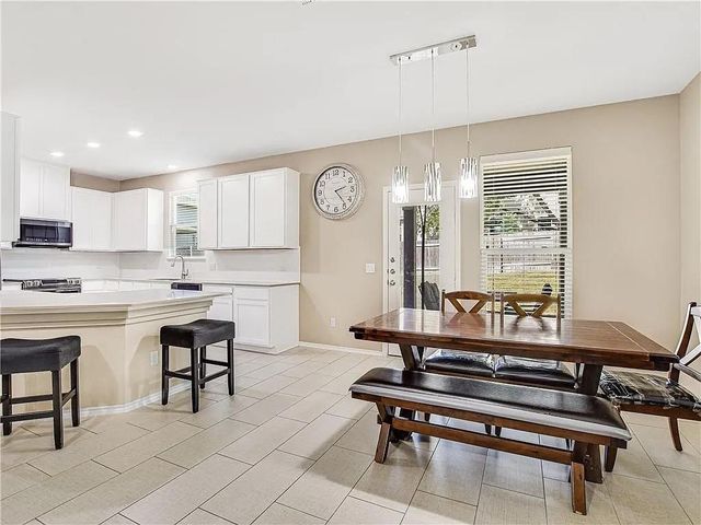 808 Sand Hill Branch DR, Austin, TX 78748