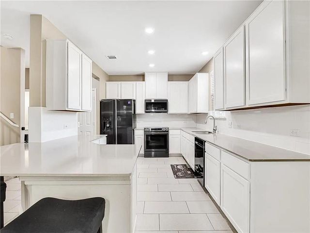 808 Sand Hill Branch DR, Austin, TX 78748